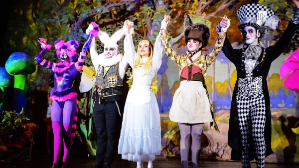 Dinner in Wonderland